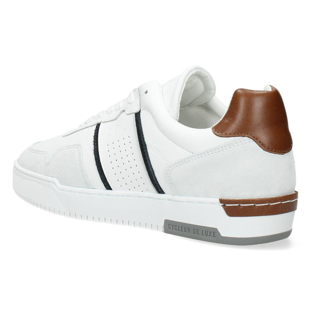 Witte sneakers