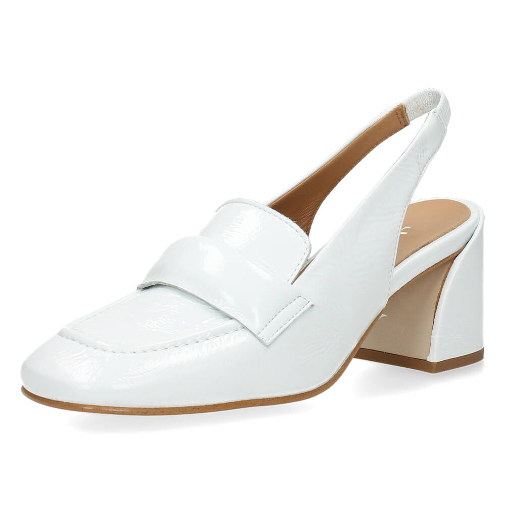 Witte mocassins op hak