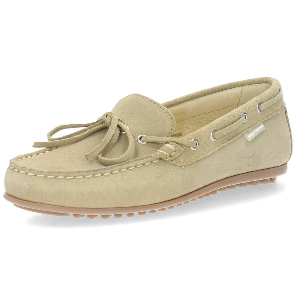 Beige mocassins