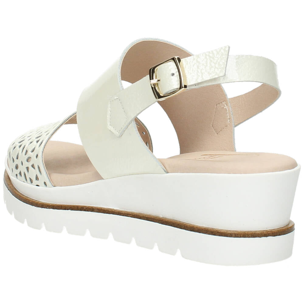 Ecru sandalen