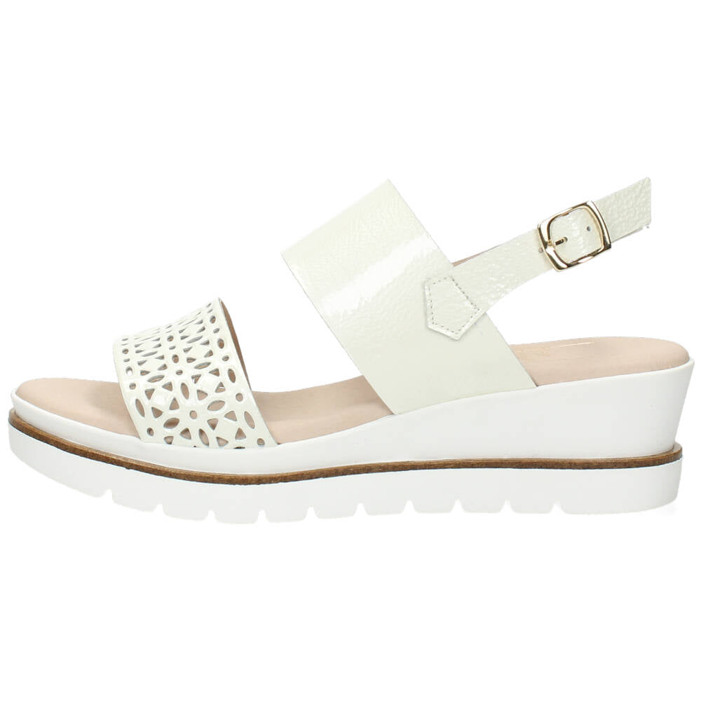 Ecru sandalen