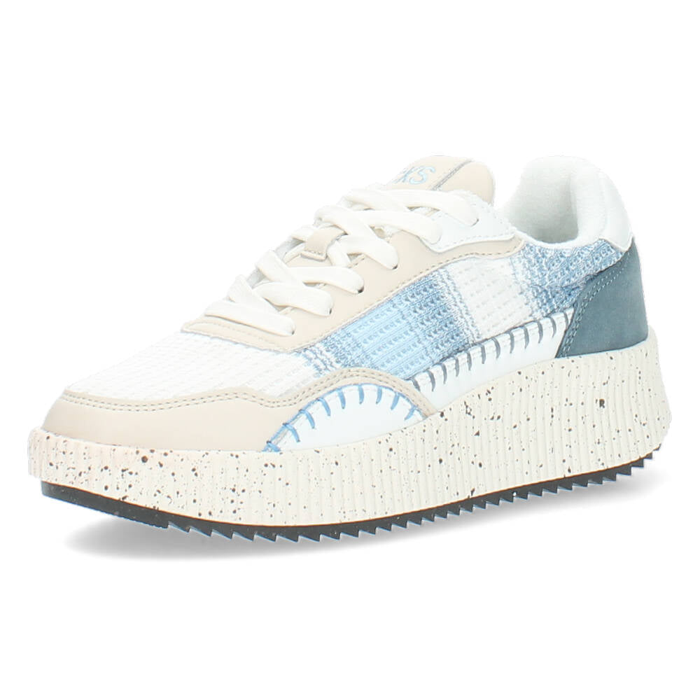 Witte sneakers
