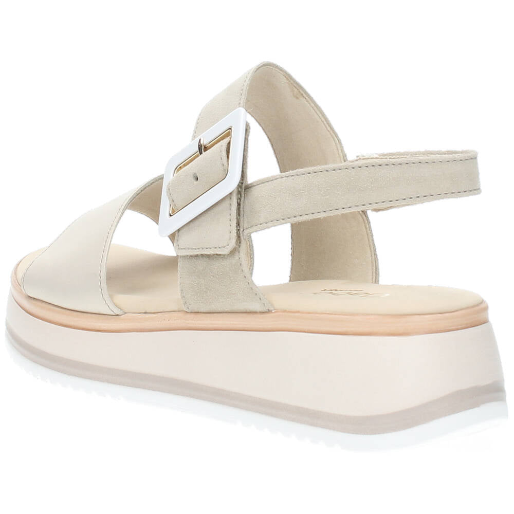 Beige sandalen