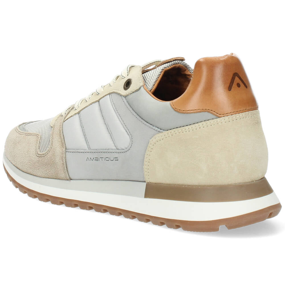 Taupe veterschoenen
