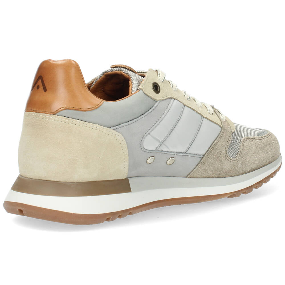 Taupe veterschoenen