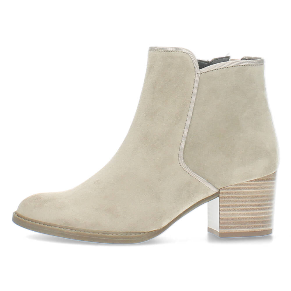 Beige enkellaarzen