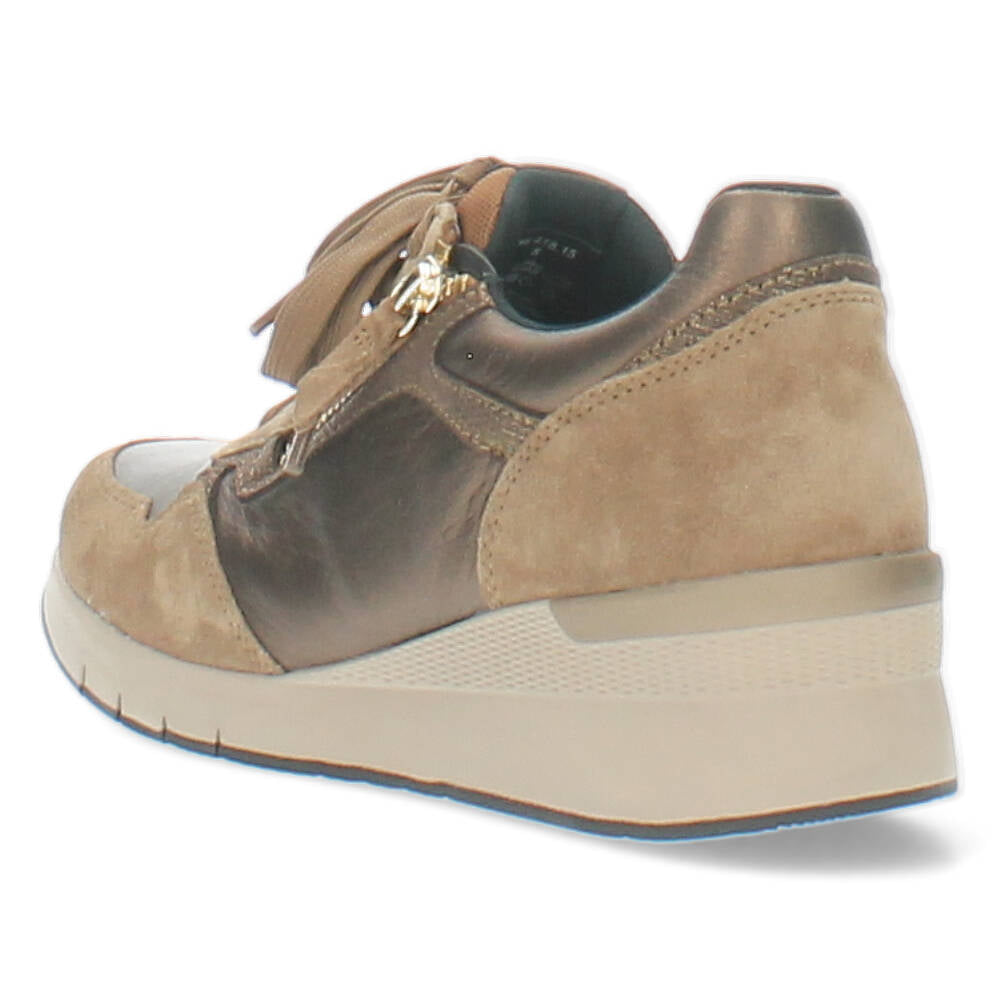 Bronzen sneakers