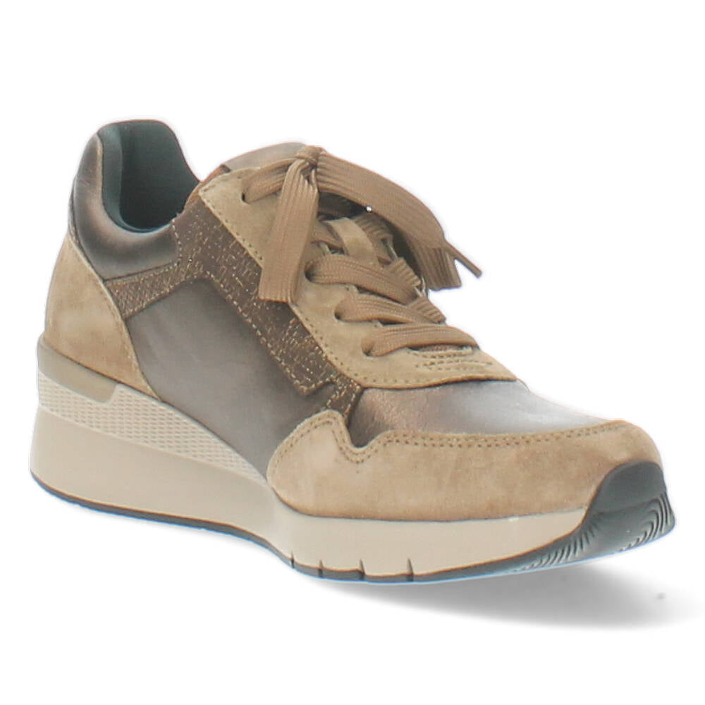 Bronzen sneakers