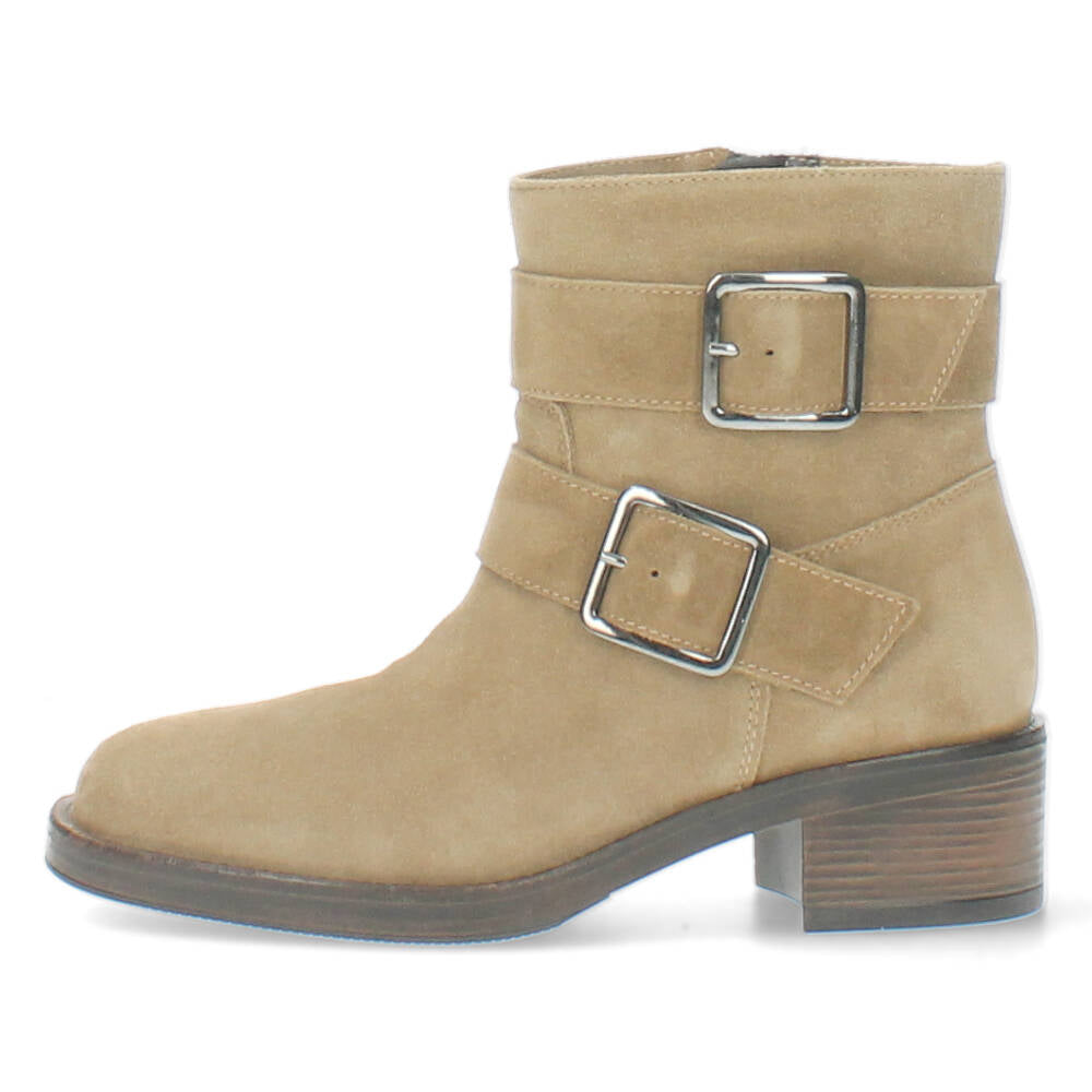 Beige boots