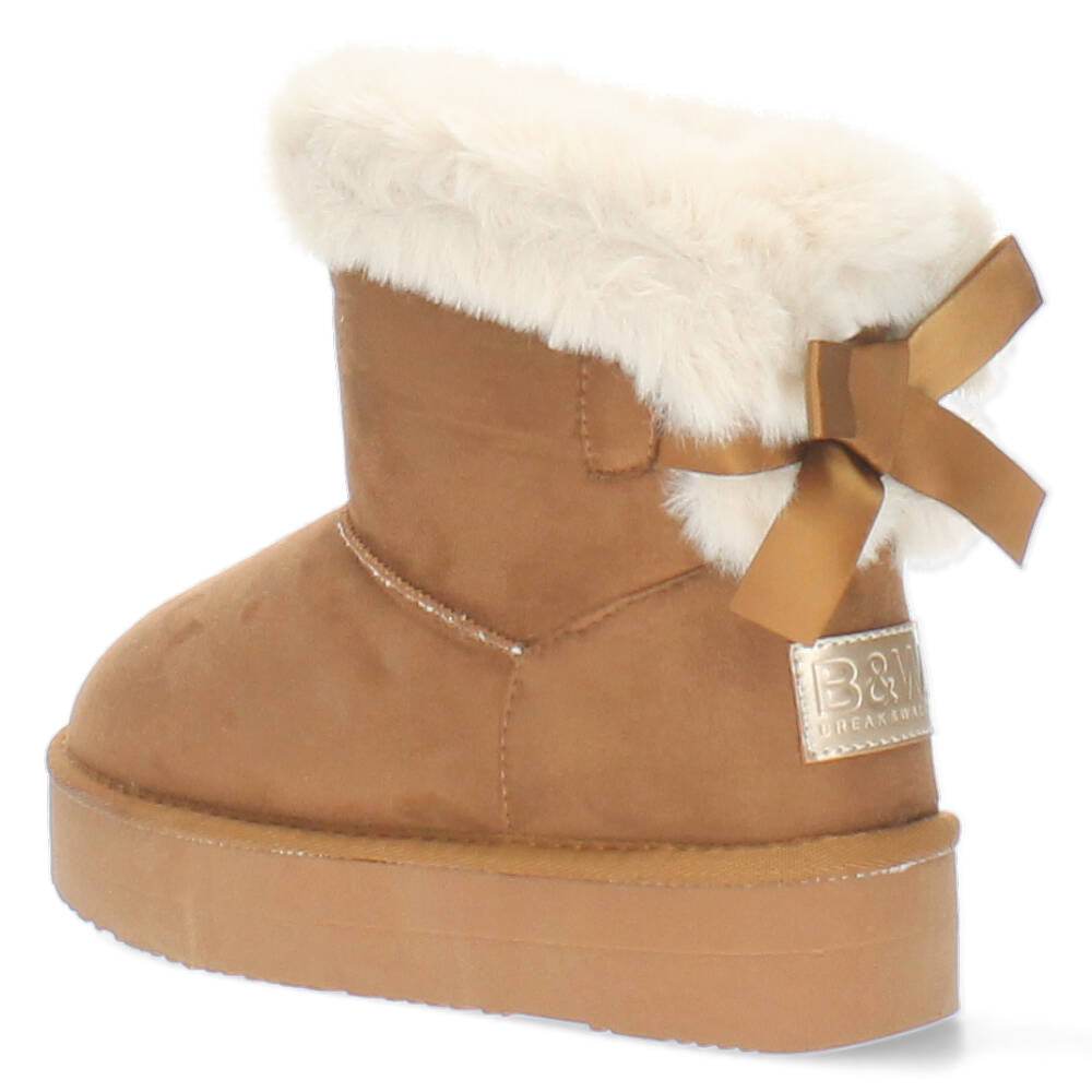 Camel boots