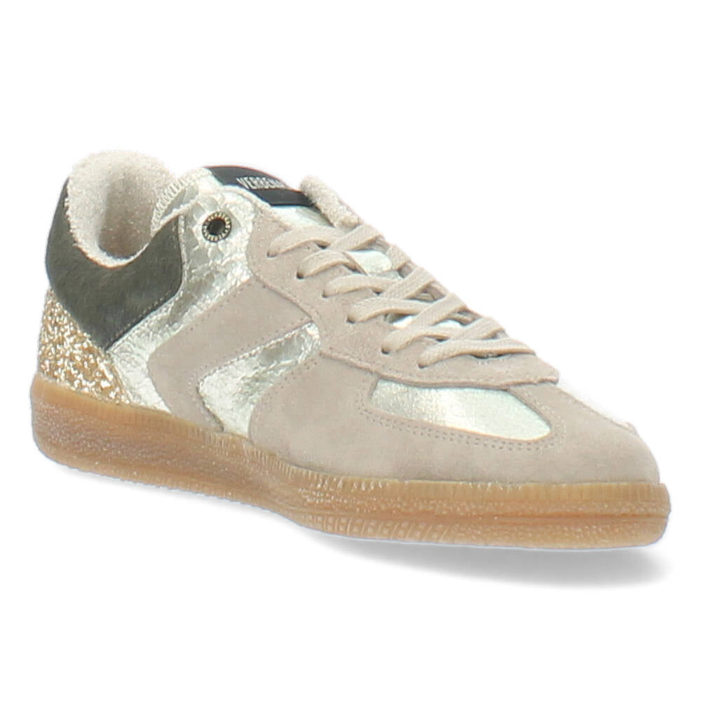 Beige sneakers