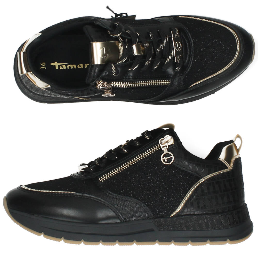 Zwarte sneakers