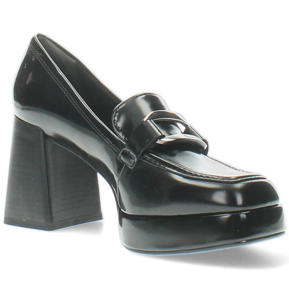 Zwarte mocassins op hak