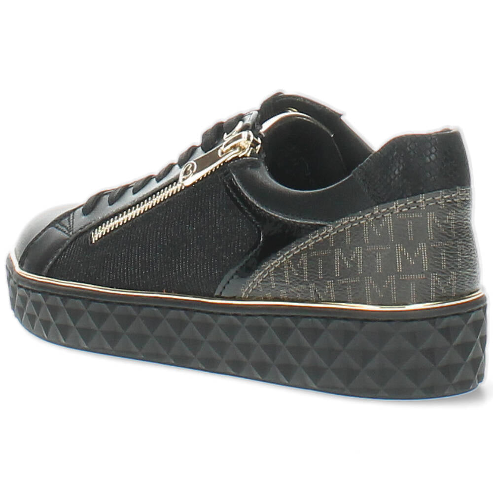 Zwarte sneakers