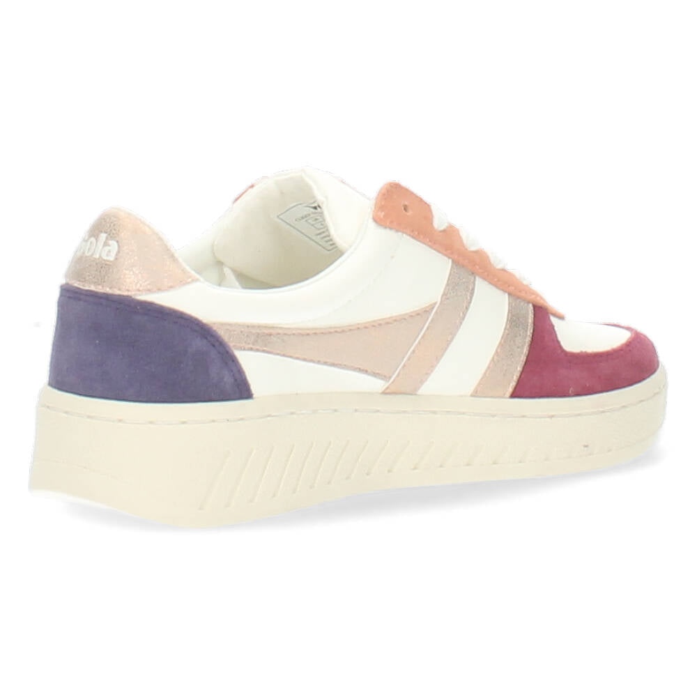 Witte sneakers