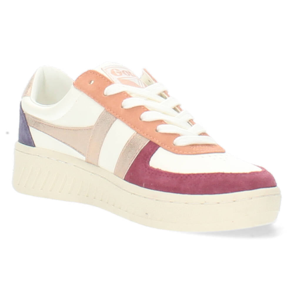 Witte sneakers