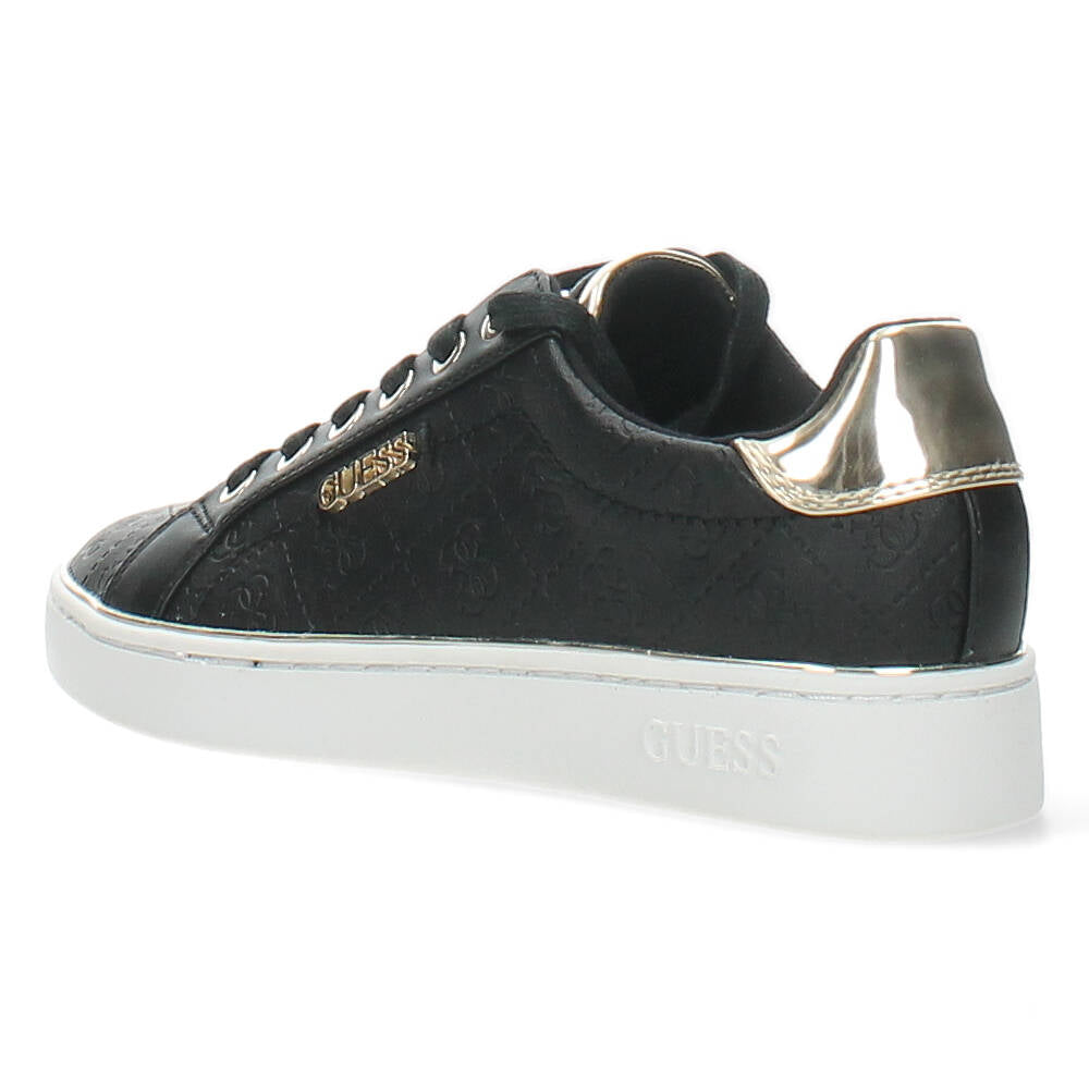 Zwarte sneakers