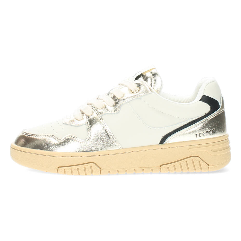 Gouden sneakers