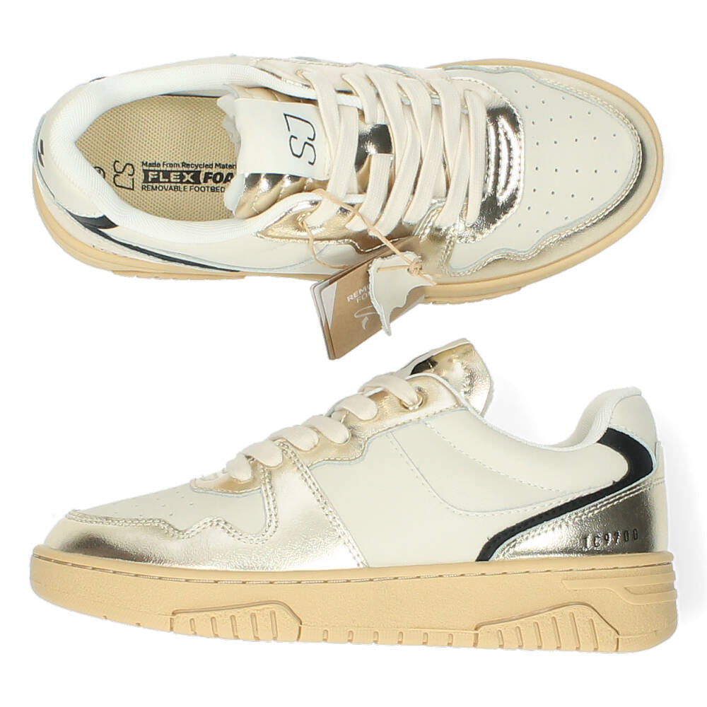 Gouden sneakers