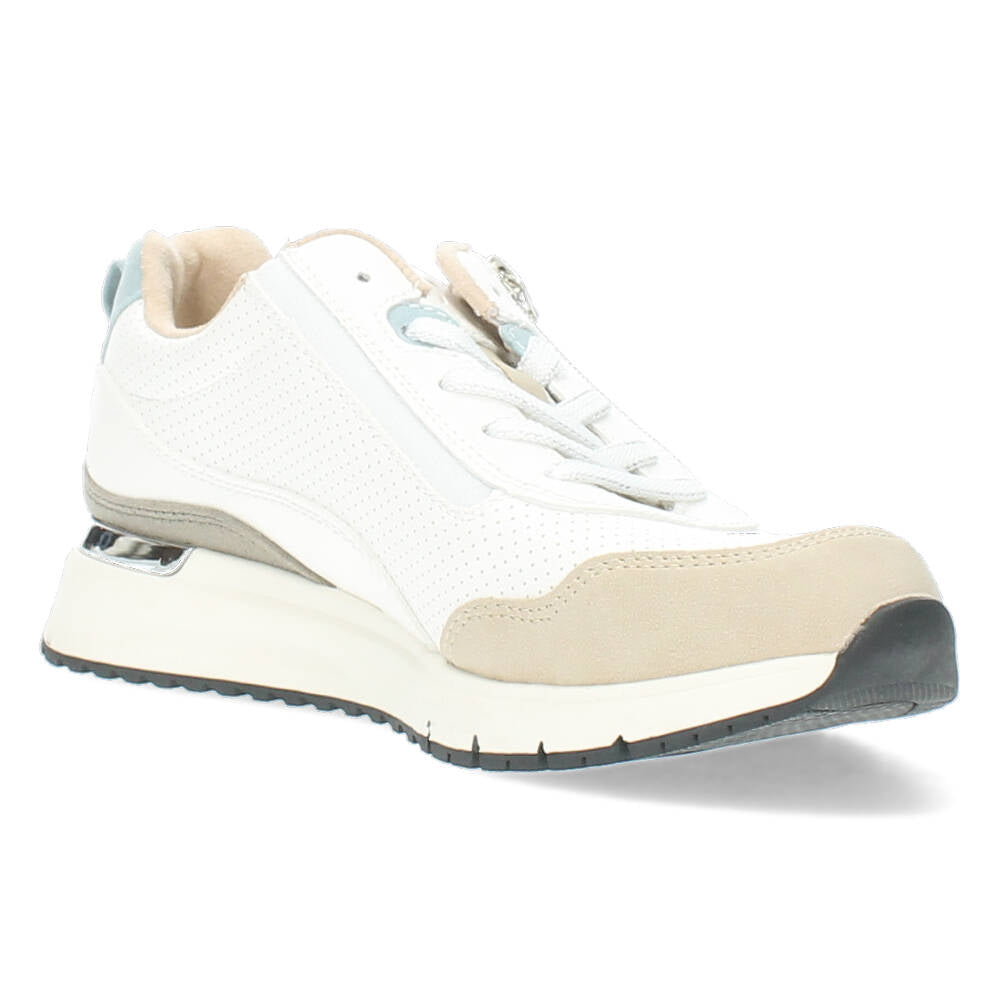 Witte sneakers
