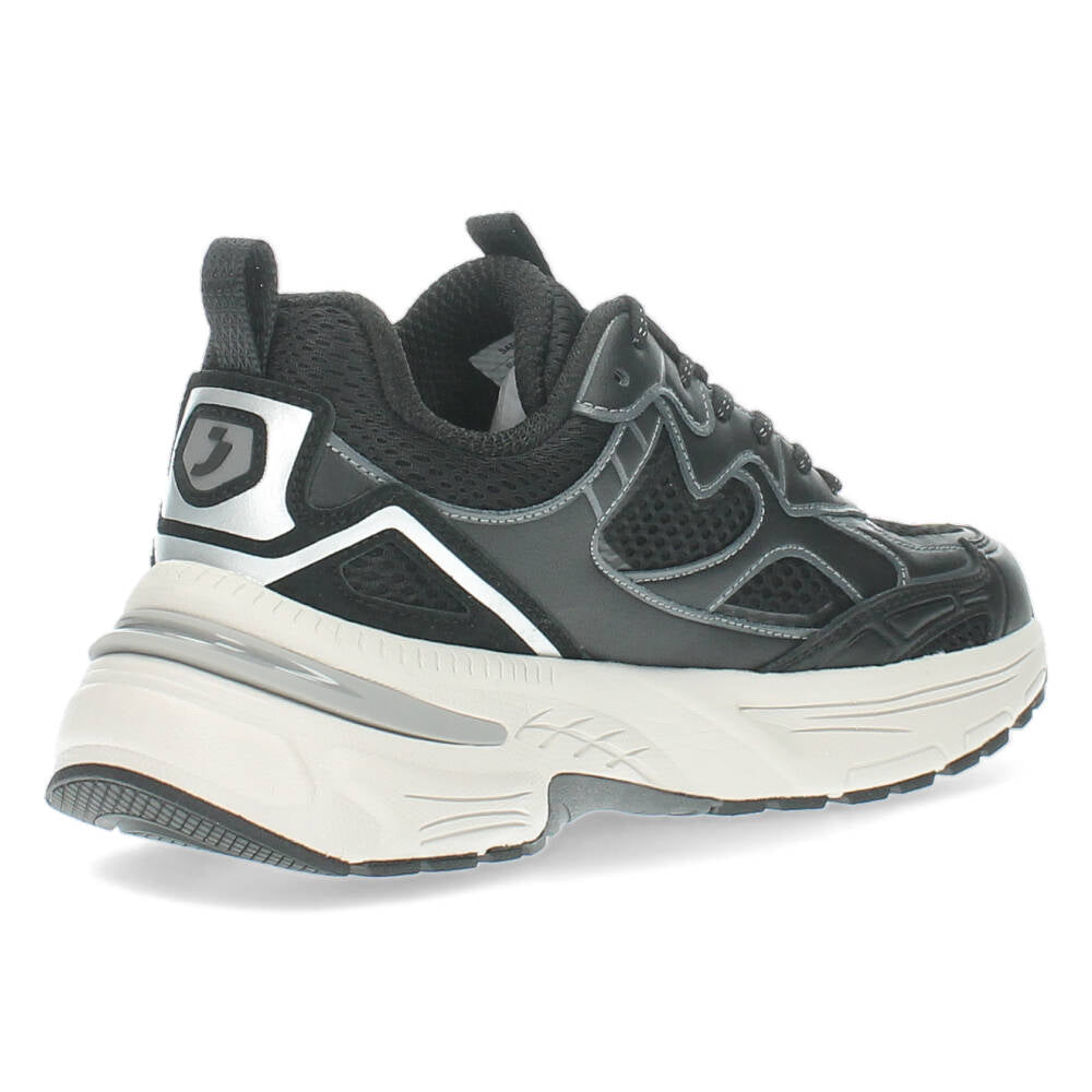 Zwarte sneakers