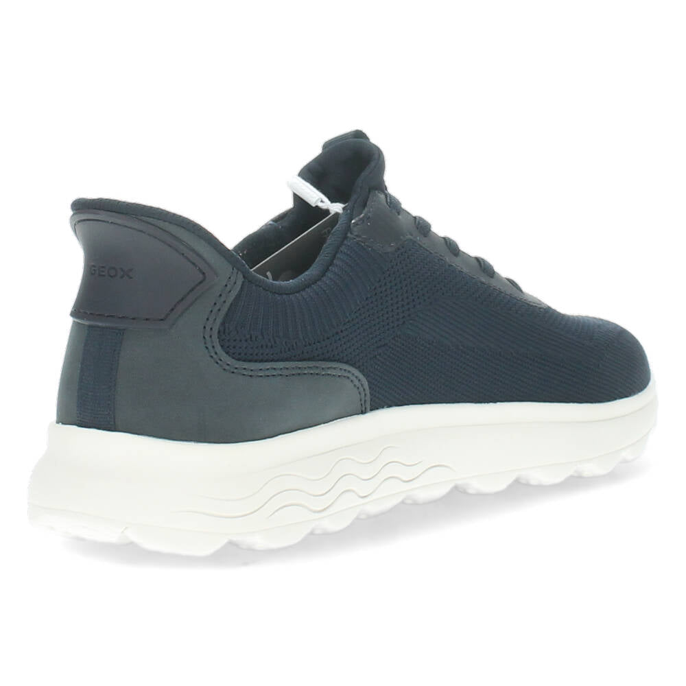 Donkerblauwe sneakers