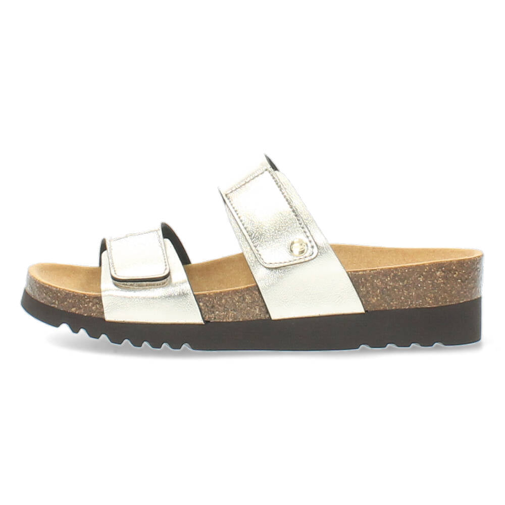 Metallic slippers