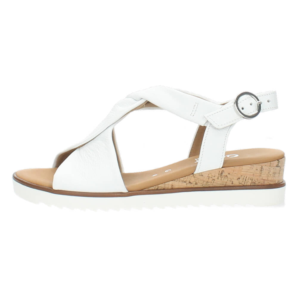 Witte sandalen