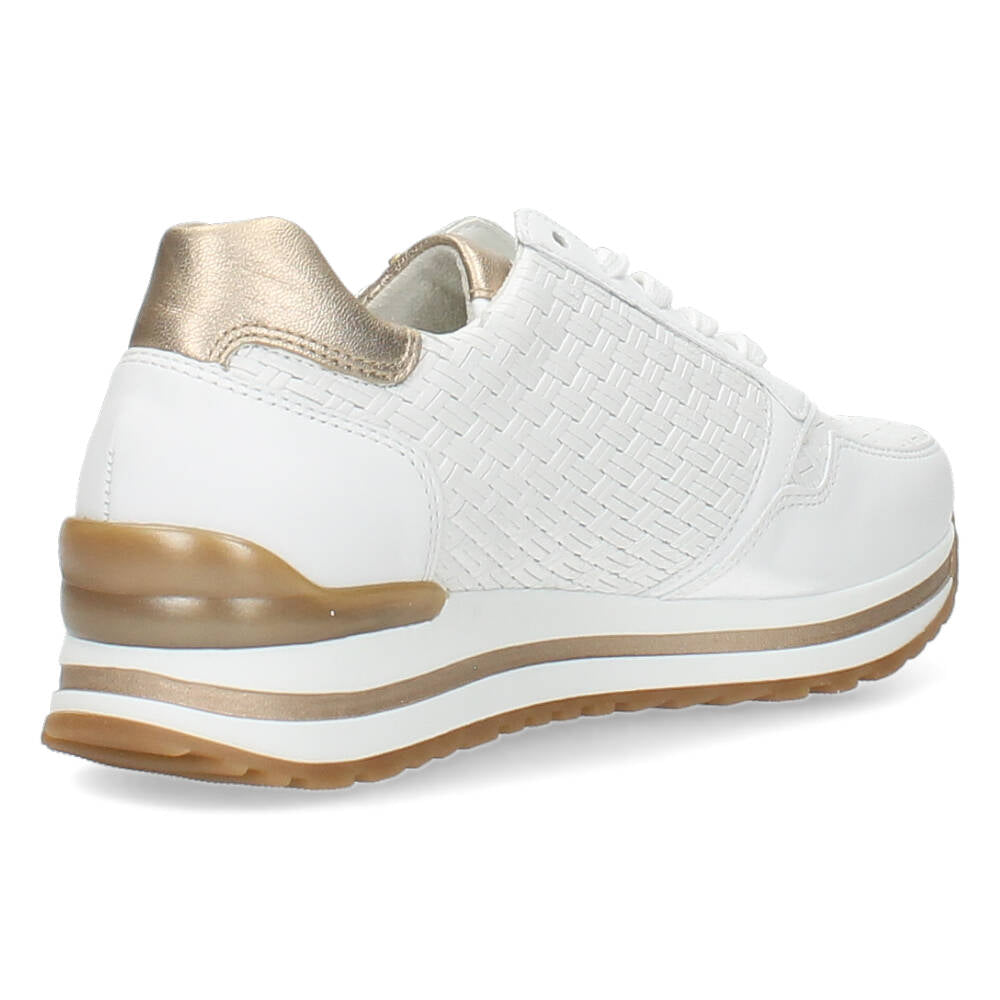 Witte sneakers