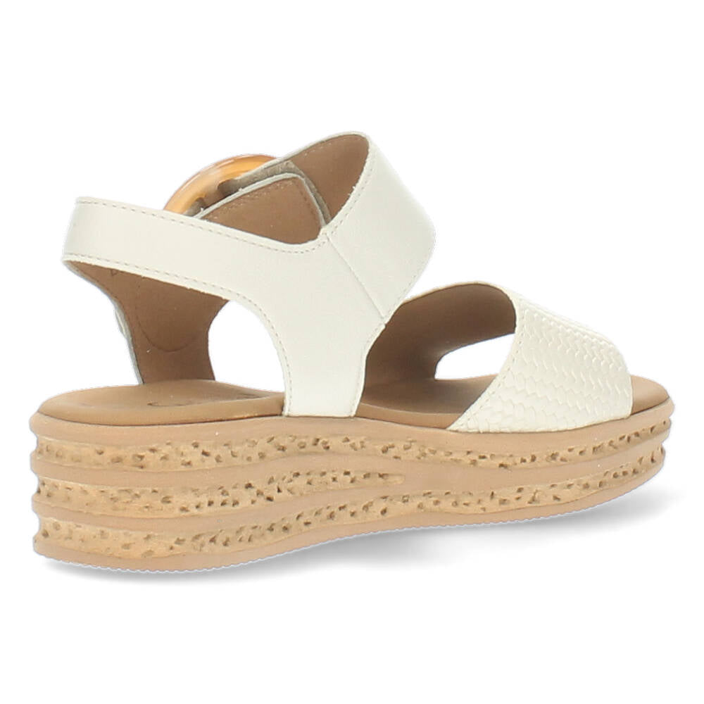 Crème kleurige sandalen