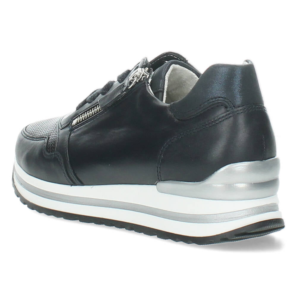 Blauwe sneakers