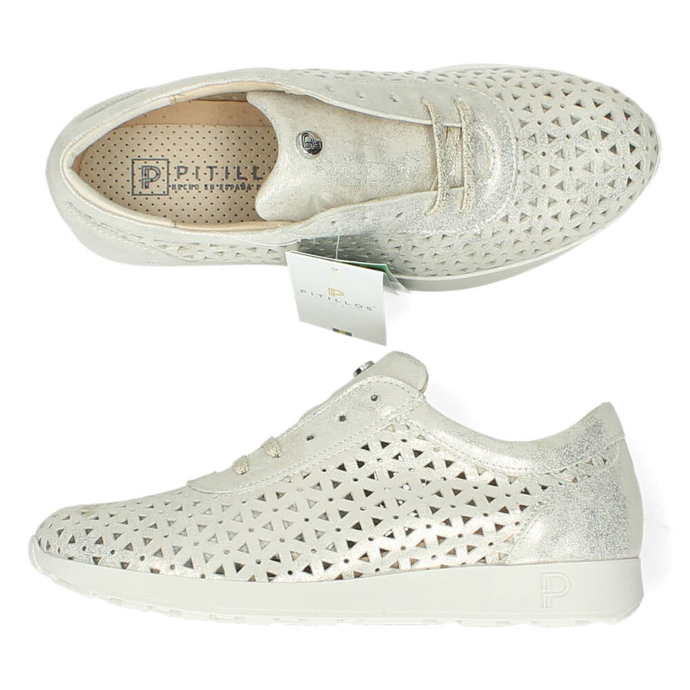 Gouden sneakers