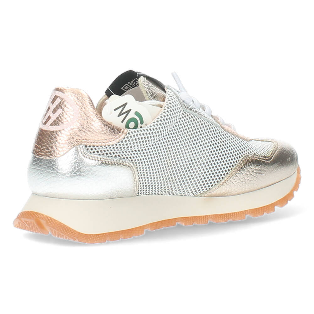 Gouden sneakers