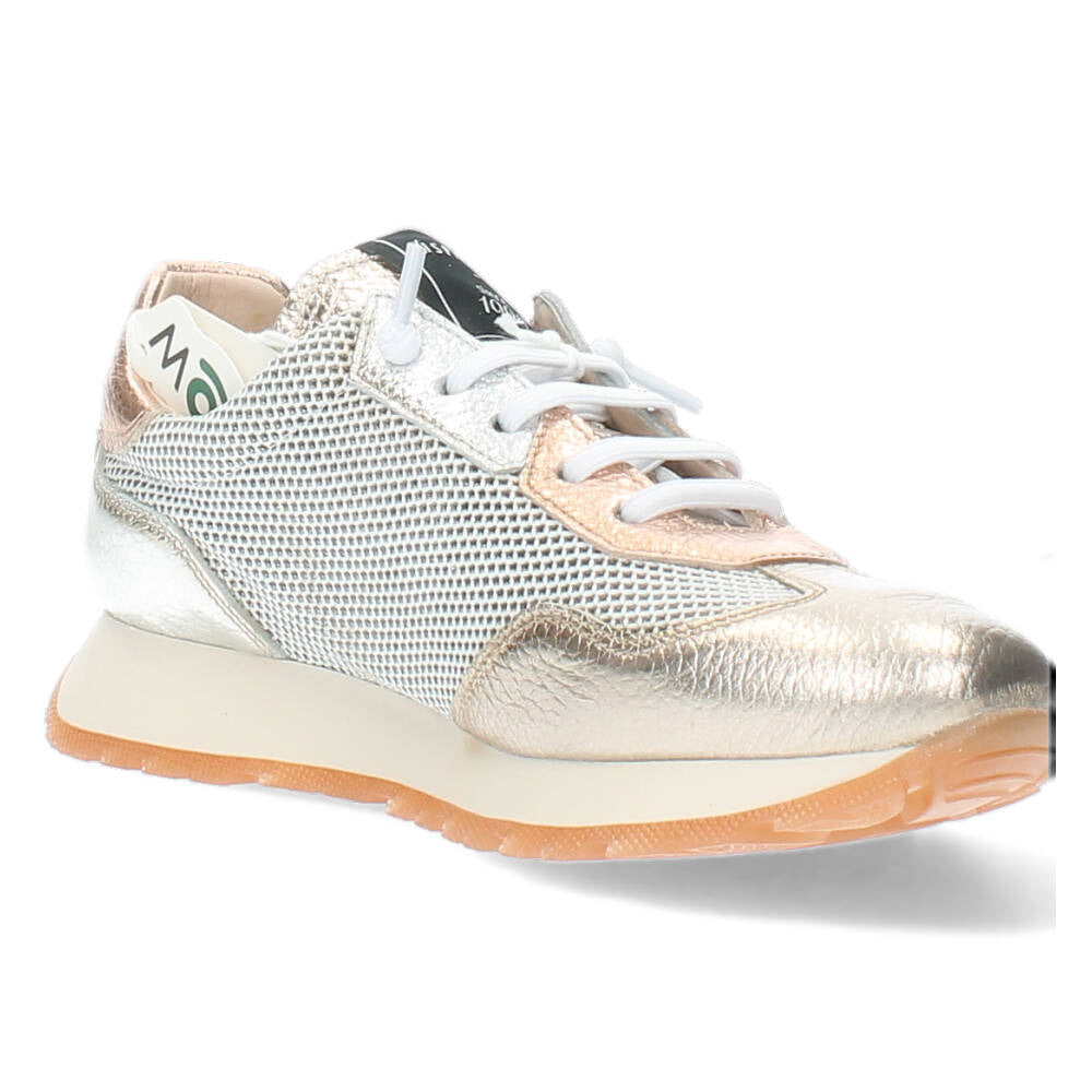 Gouden sneakers