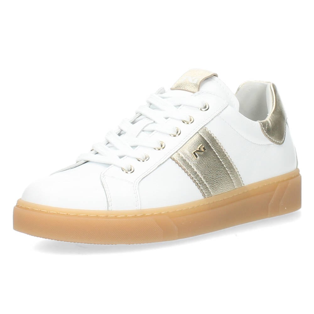 Witte sneakers