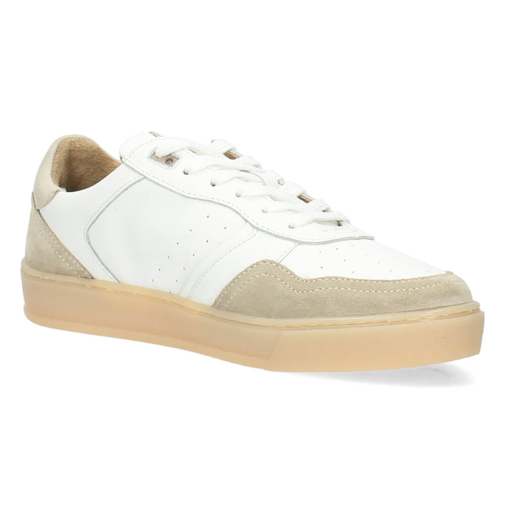 Witte sneakers