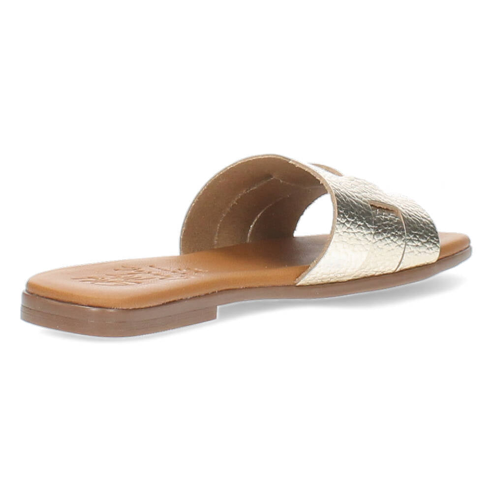 Metallic slippers