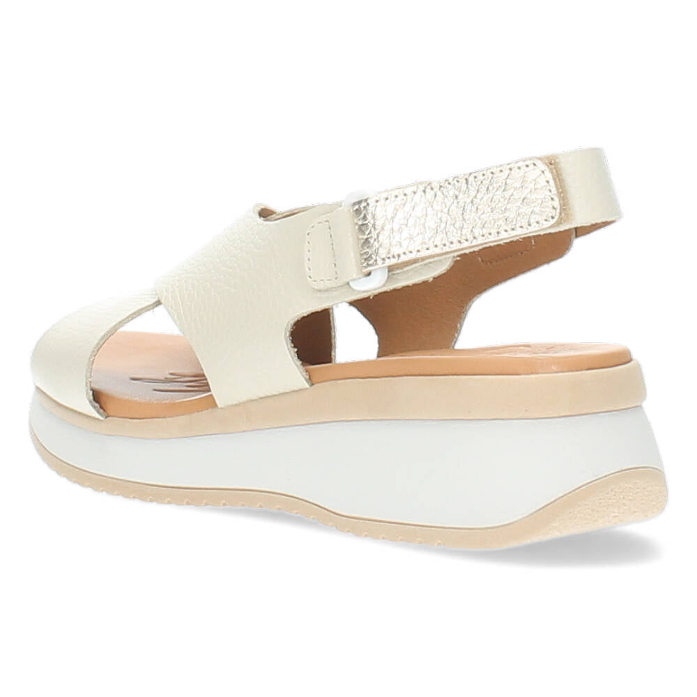 Beige sandalen