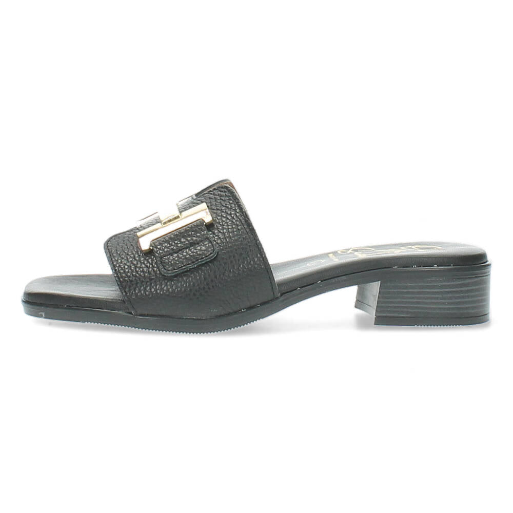 Zwarte slippers