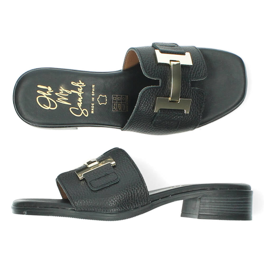 Zwarte slippers