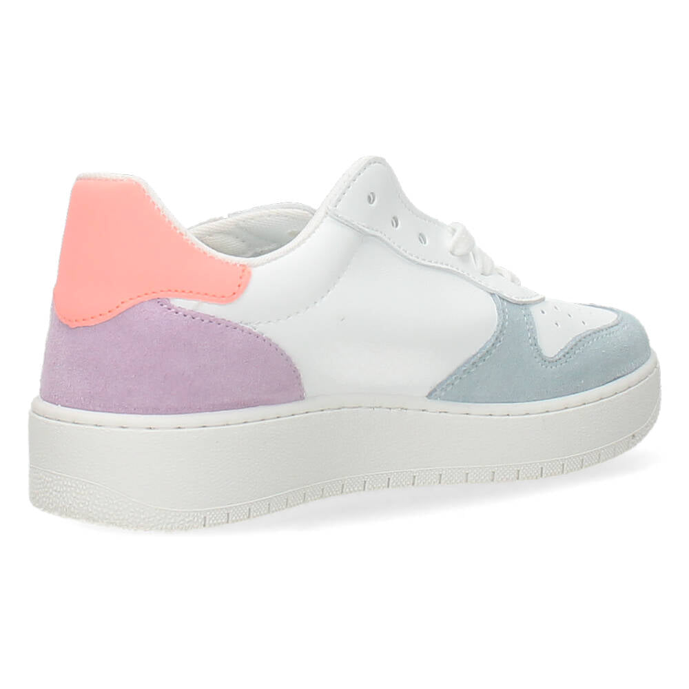 Witte sneakers