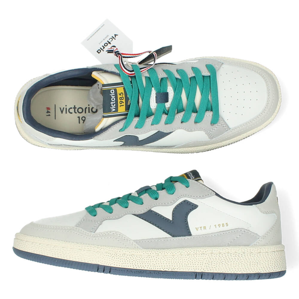 Blauwe sneakers