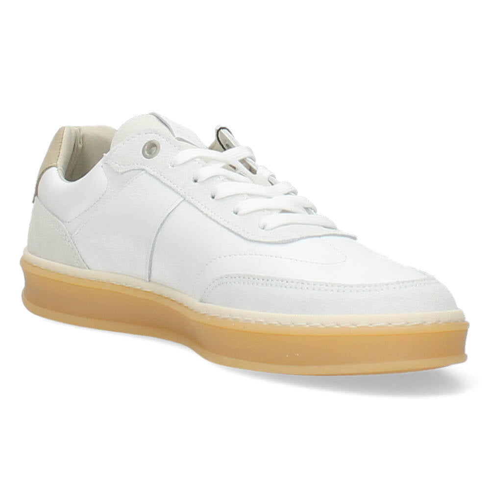 Witte sneakers
