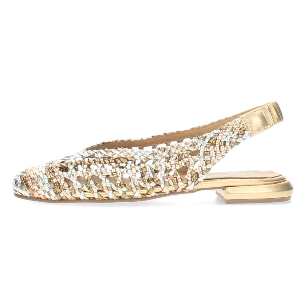 Metallic slingbacks
