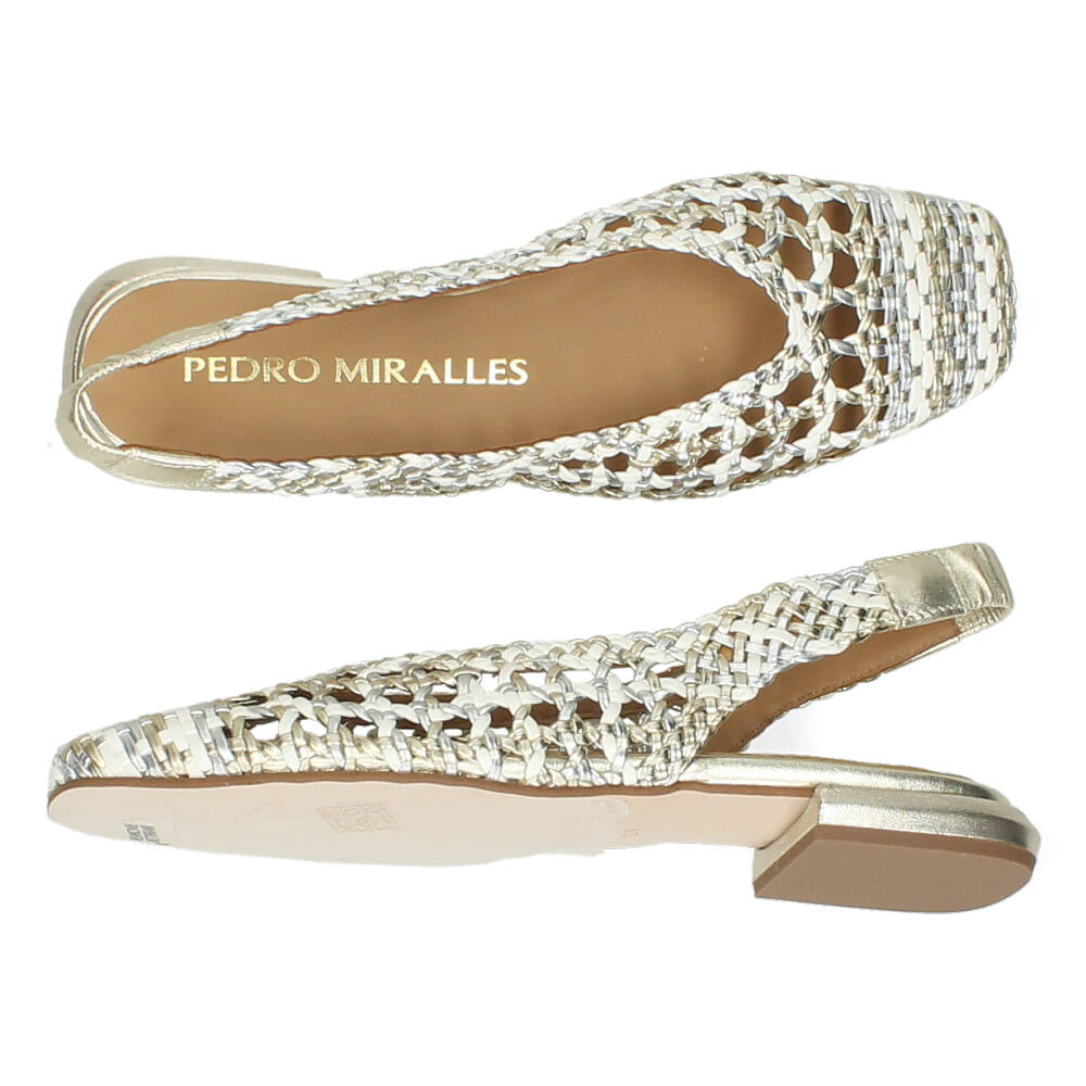 Zilveren slingbacks