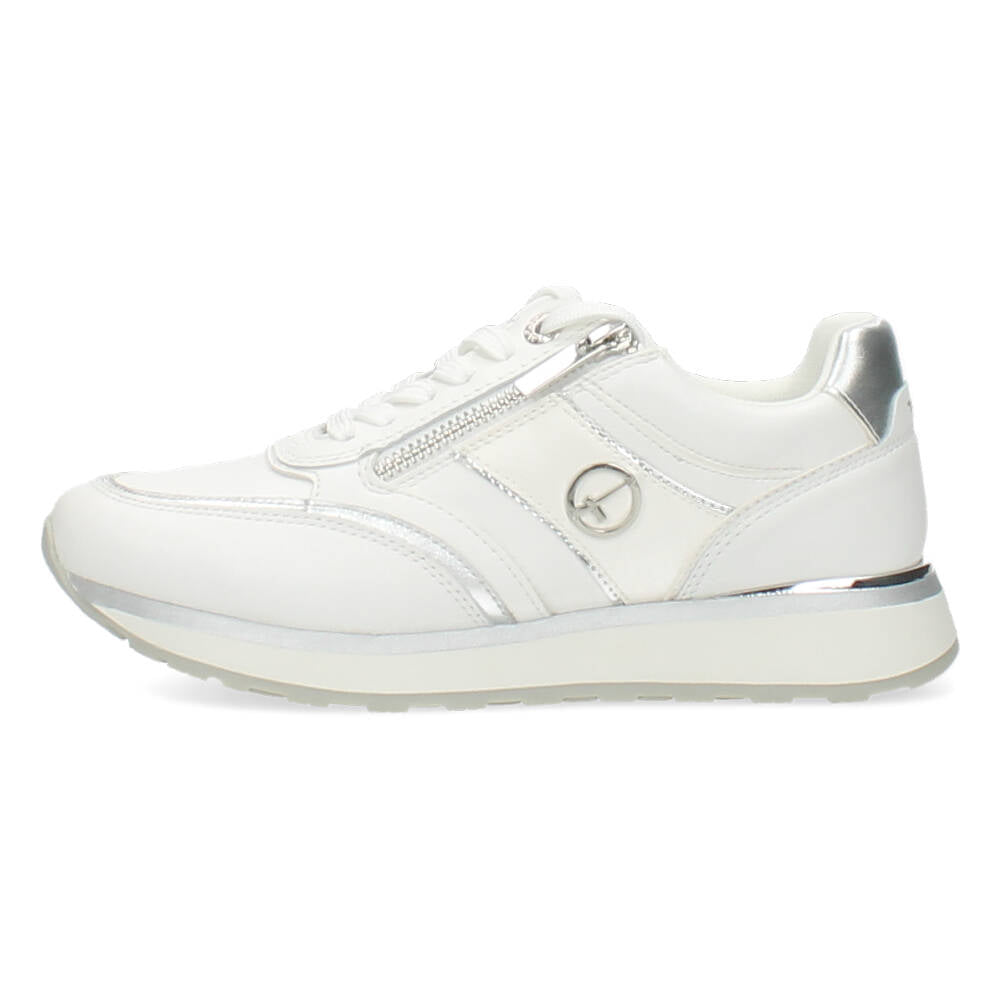 Witte sneakers