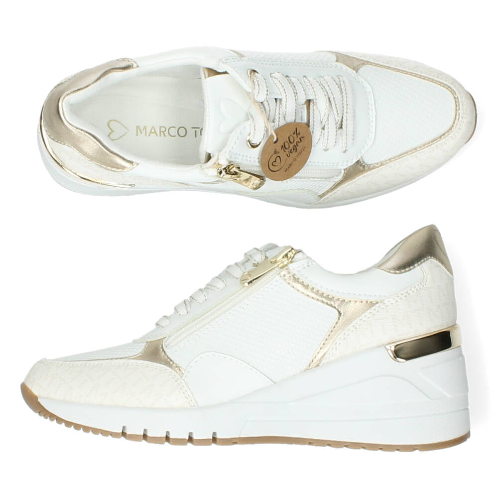 Witte sneakers