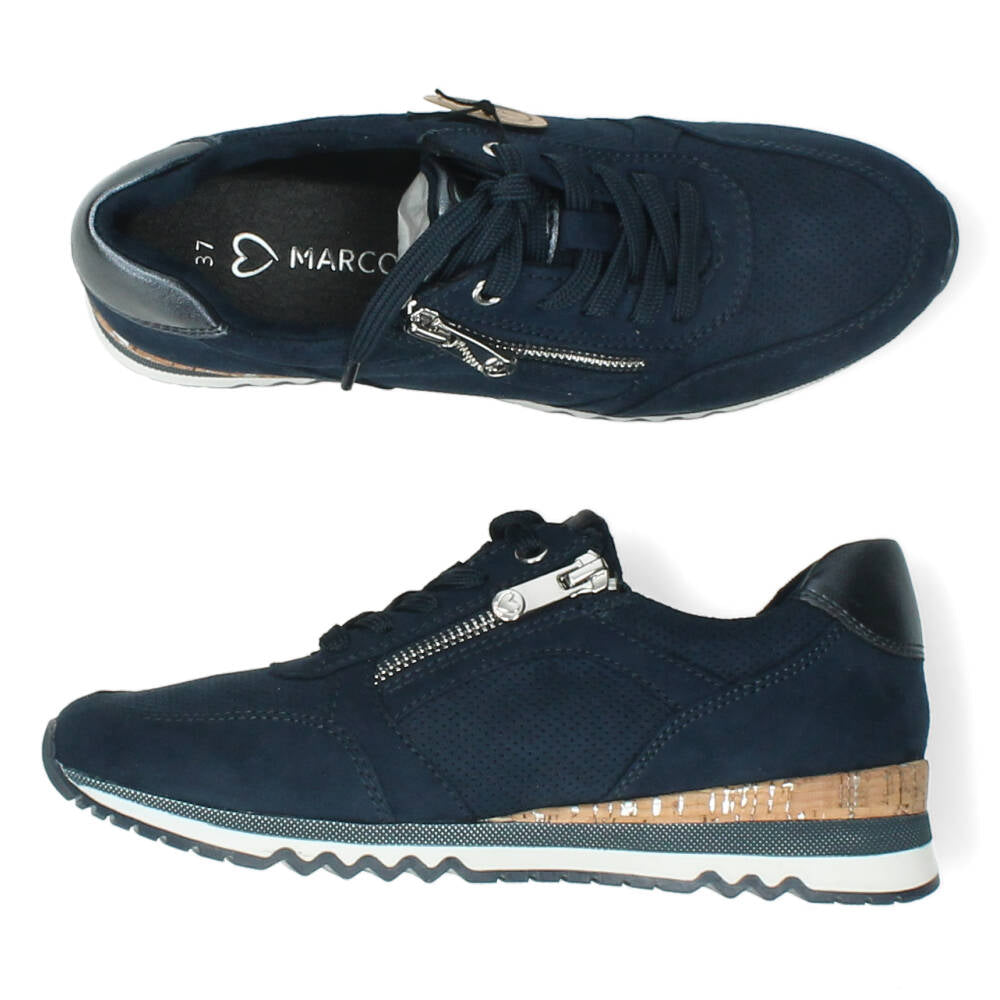 Blauwe sneakers