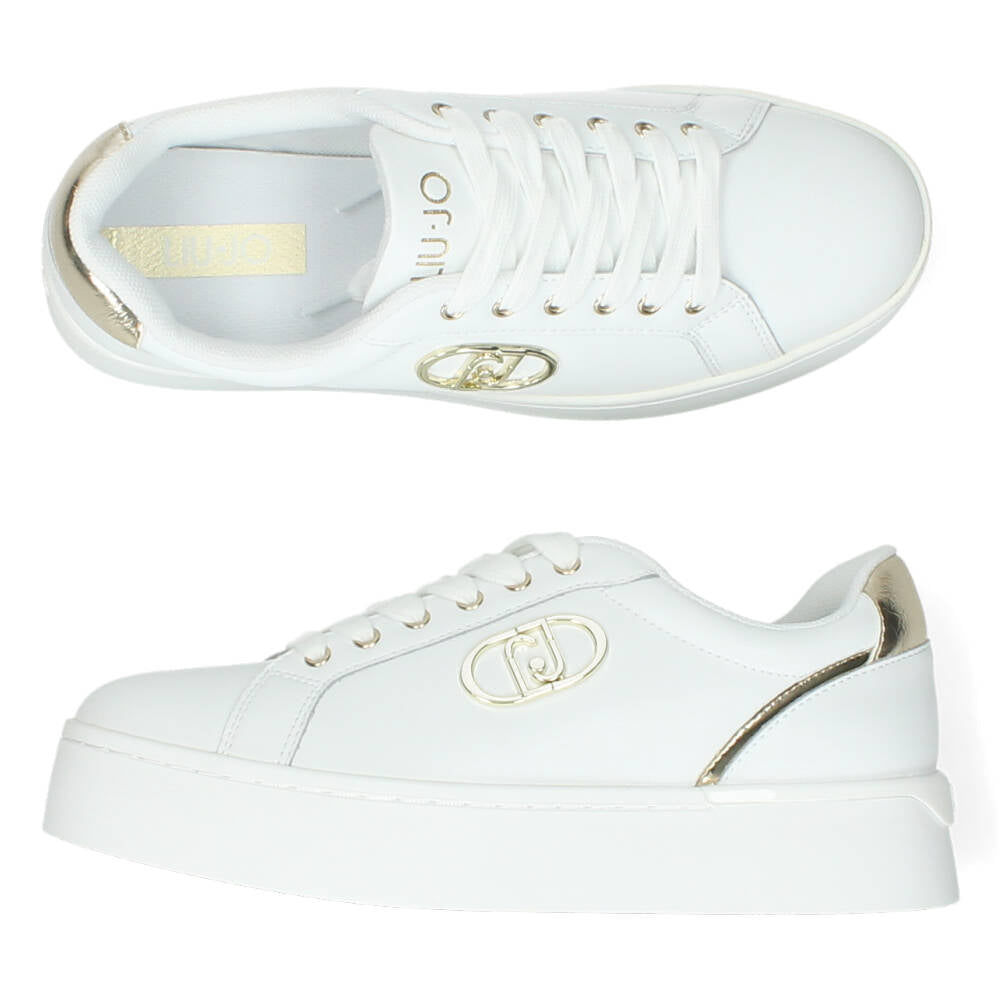 Witte sneakers