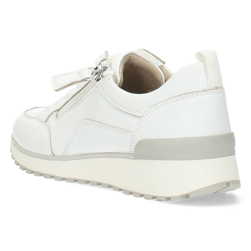 Witte sneakers